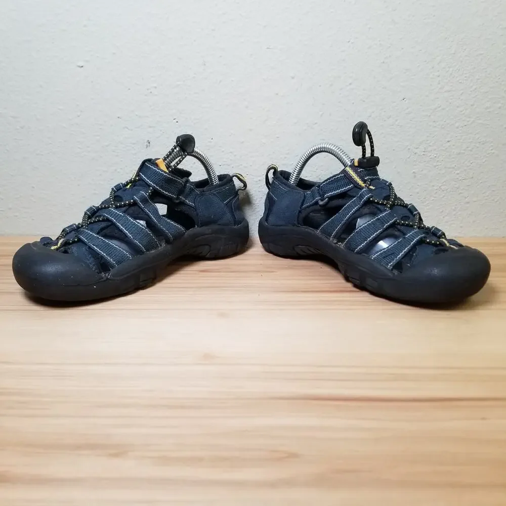 Keen Kids Size 2 Newport Water Sandals Blue Black Outdoor Trails‎ Hike Gorpcore